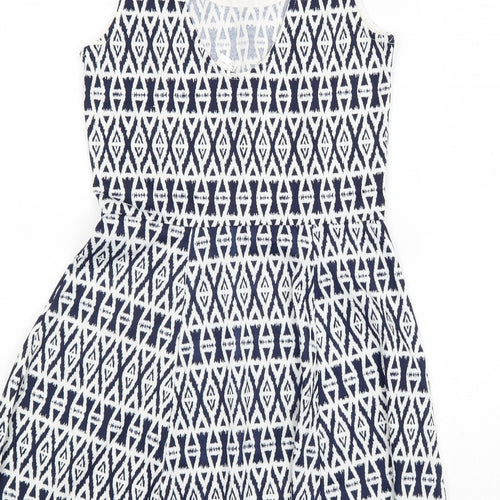 Divided Womens White Geometric Polyester Skater Dress Size 10 Scoop Neck Pullover