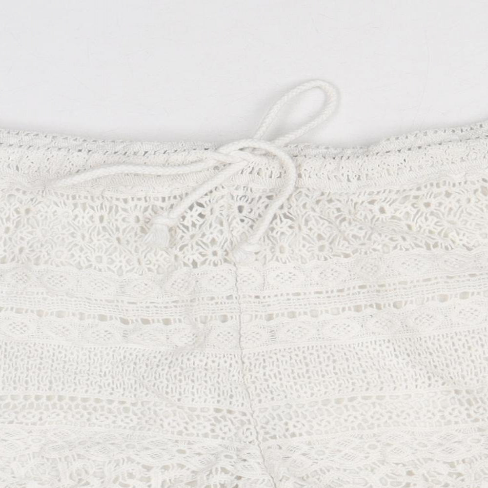 New Look Womens White Geometric Cotton Hot Pants Shorts Size L Regular Drawstring