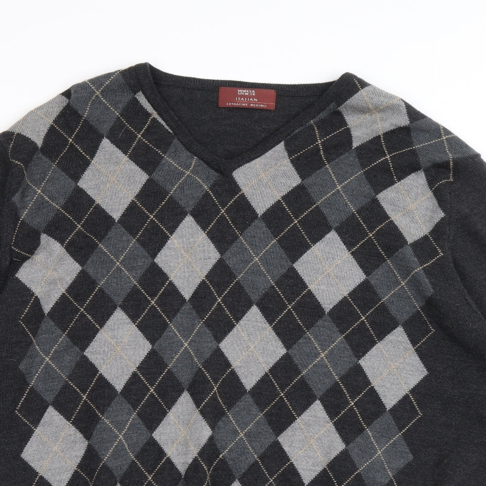 Marks and Spencer Mens Grey V-Neck Argyle/Diamond Wool Pullover Jumper Size M Long Sleeve
