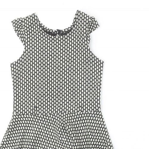 Nutmeg Girls Black Geometric Acrylic Fit & Flare Size 6-7 Years Round Neck Button