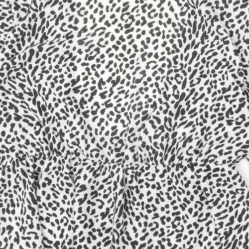 PRETTYLITTLETHING Womens White Animal Print Polyester Basic Blouse Size 14 V-Neck - Leopard Print Angel Sleeve