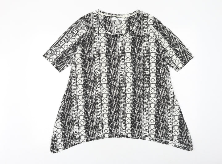 Simply Be Womens Black Geometric 100% Cotton Basic T-Shirt Size 12 Scoop Neck - Hanky Hem