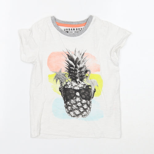 Urban Boys Boys White Cotton Basic T-Shirt Size 5 Years Round Neck Pullover - Pineapple