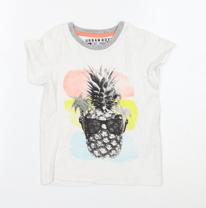 Urban Boys Boys White Cotton Basic T-Shirt Size 5 Years Round Neck Pullover - Pineapple