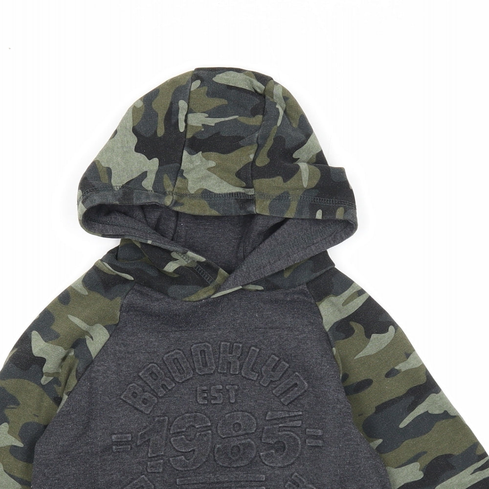Preworn Boys Multicoloured Camouflage Cotton Pullover Hoodie Size 5 Years Pullover