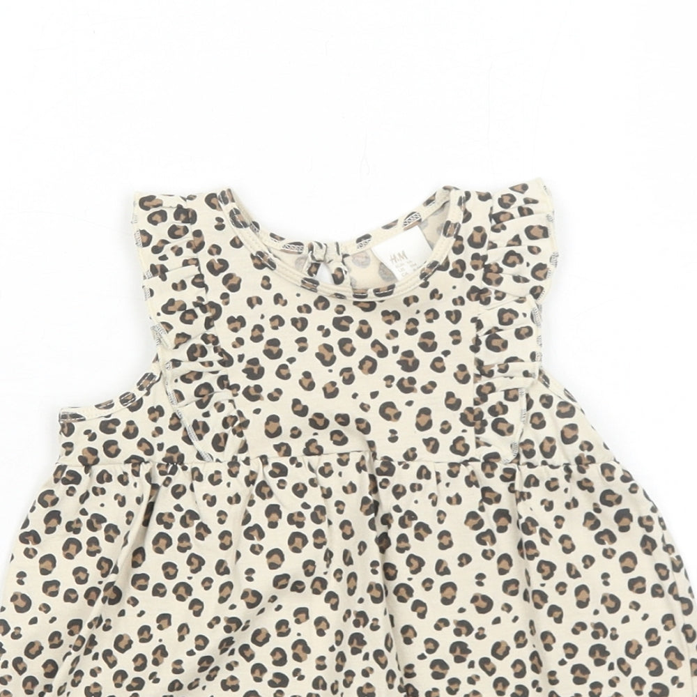 H&M Girls Beige Animal Print Cotton A-Line Size 3-6 Months Round Neck Button