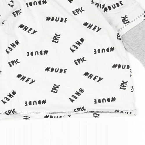 George Boys White Geometric Cotton Pullover T-Shirt Size 4-5 Years Round Neck Pullover - Hey Dude