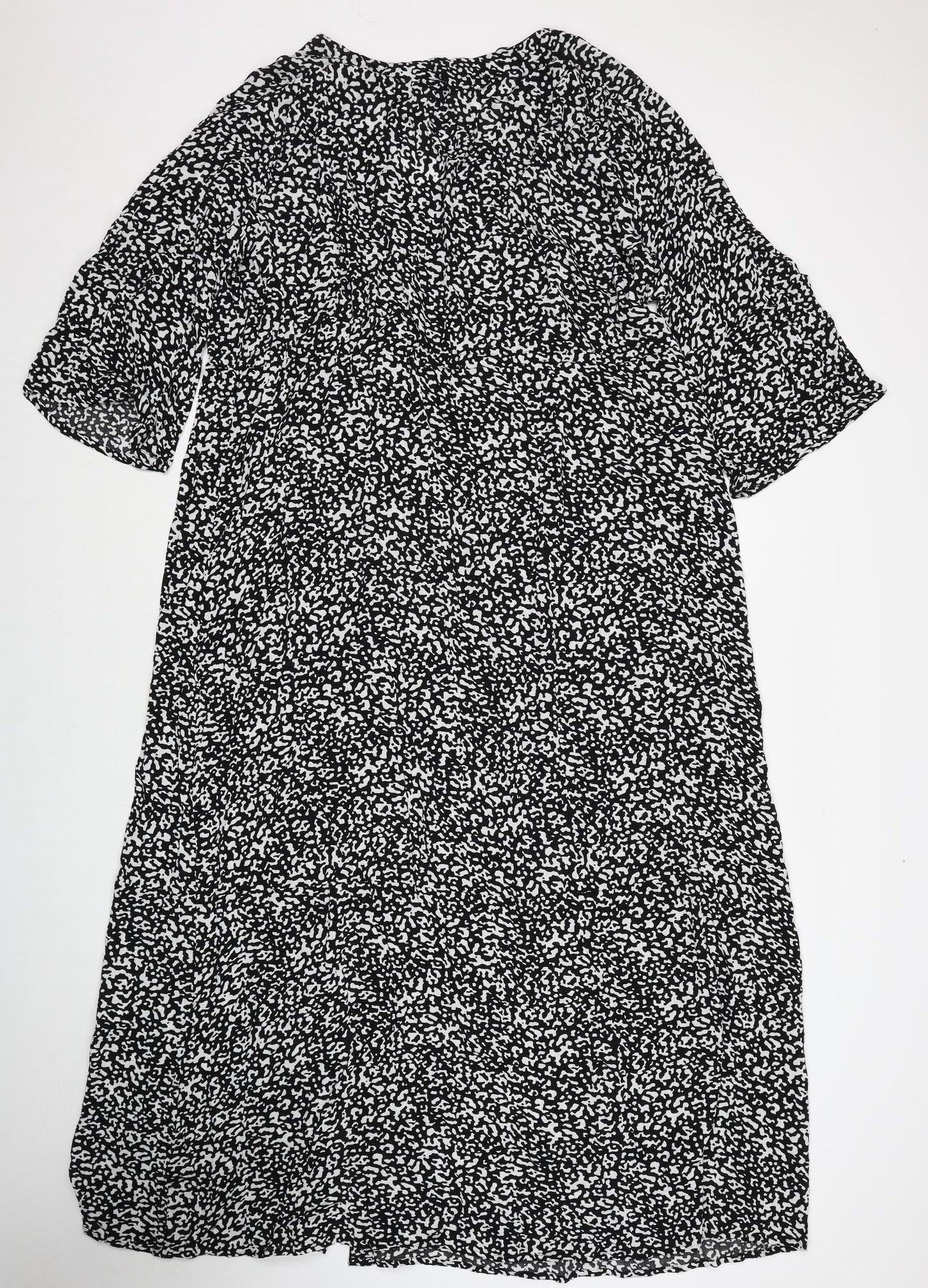 Marks and Spencer Womens Black Geometric Viscose A-Line Size 20 Round Neck Button