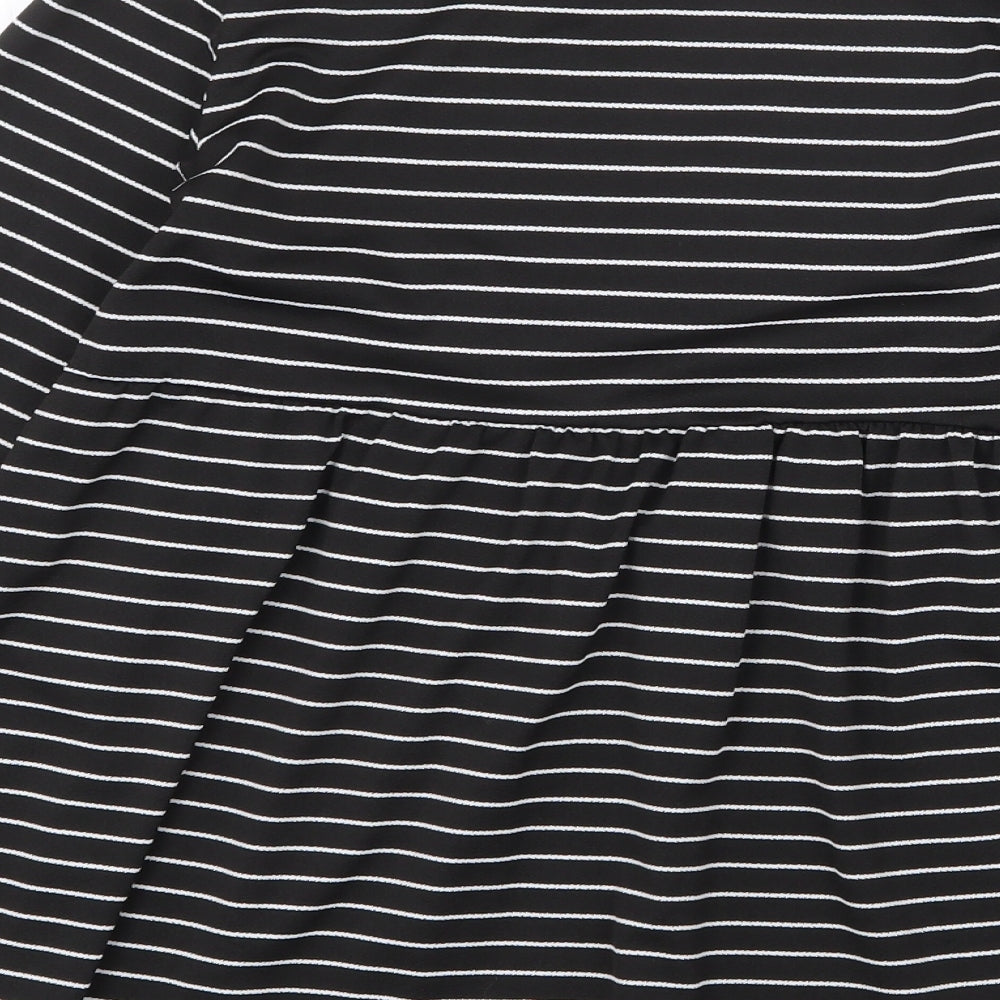 Boohoo Womens Black Striped Polyester Basic T-Shirt Size 10 Boat Neck