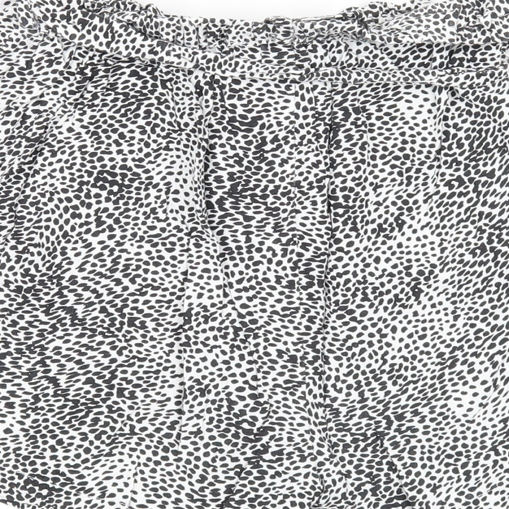 Primark Womens Black Animal Print Viscose Basic Shorts Size 8 Regular Pull On - Leopard Pattern Waist 22 inches