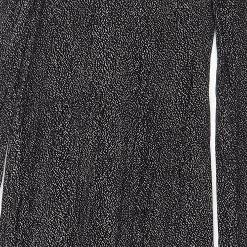 H&M Womens Black Geometric Viscose Trapeze & Swing Size 6 Round Neck Button
