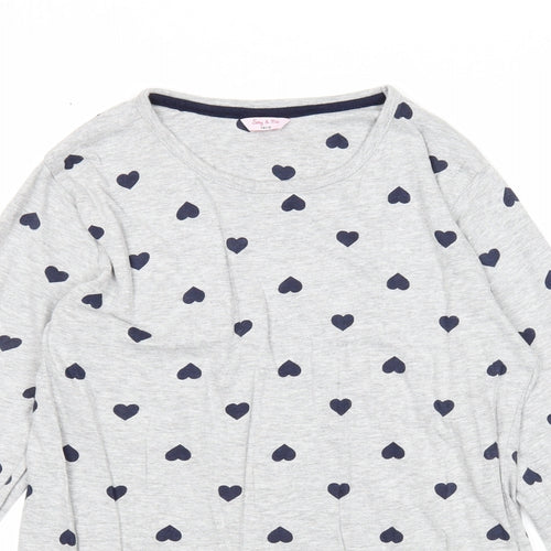Suzy & Me Womens Grey Geometric Cotton Basic T-Shirt Size 16 Round Neck - Heart Detail