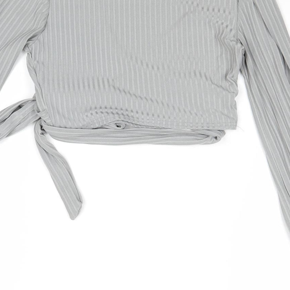 Boohoo Womens Grey Striped Polyester Wrap T-Shirt Size 6 V-Neck