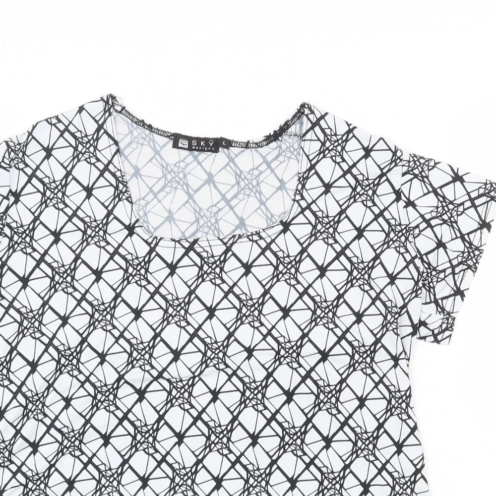 Sky Designs Womens White Geometric Polyester Basic T-Shirt Size L Square Neck