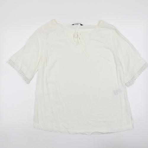 LC Waikiki Womens Ivory Viscose Basic T-Shirt Size 8 Round Neck - Lace Detail