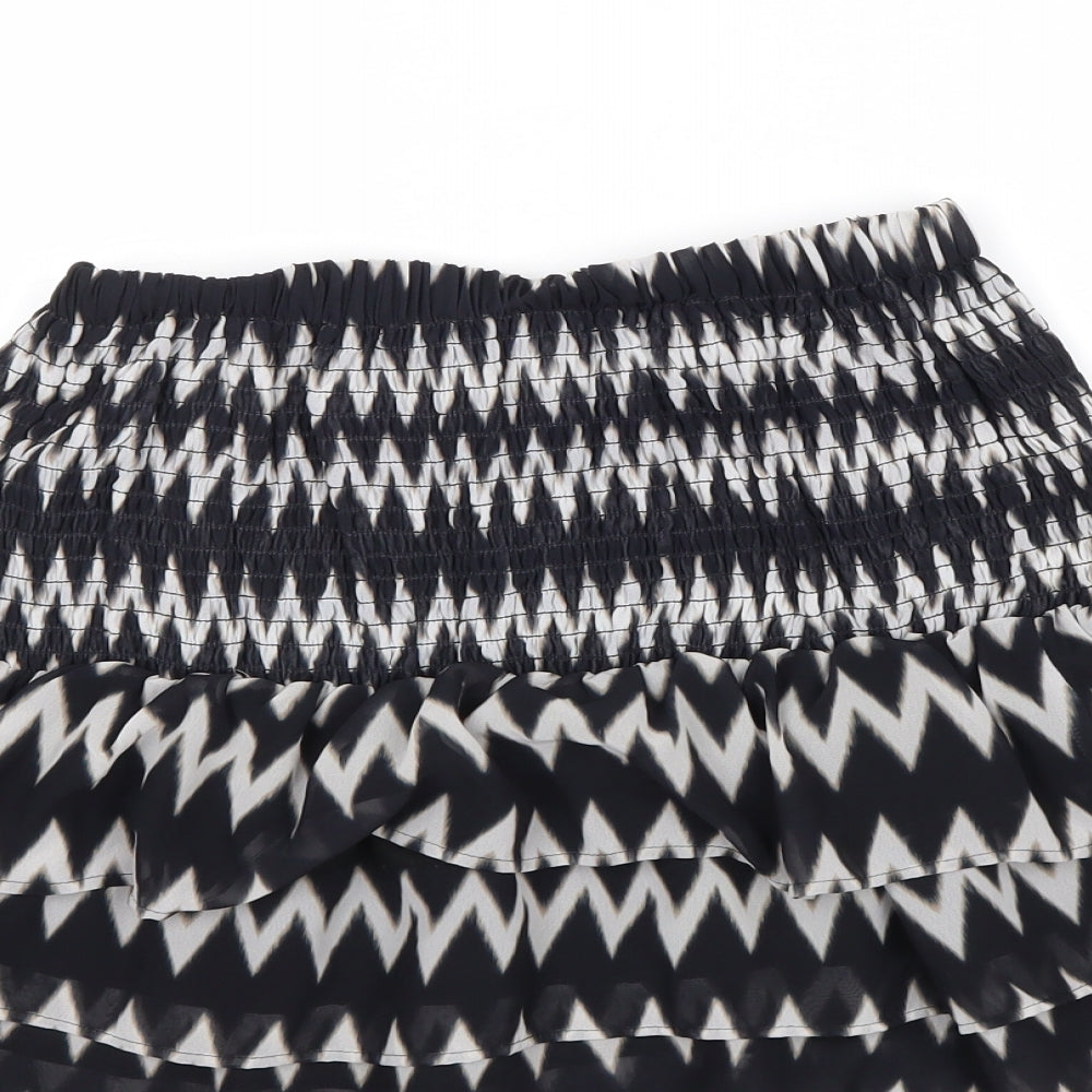 H&M Womens Black Geometric Polyester Skater Skirt Size 8