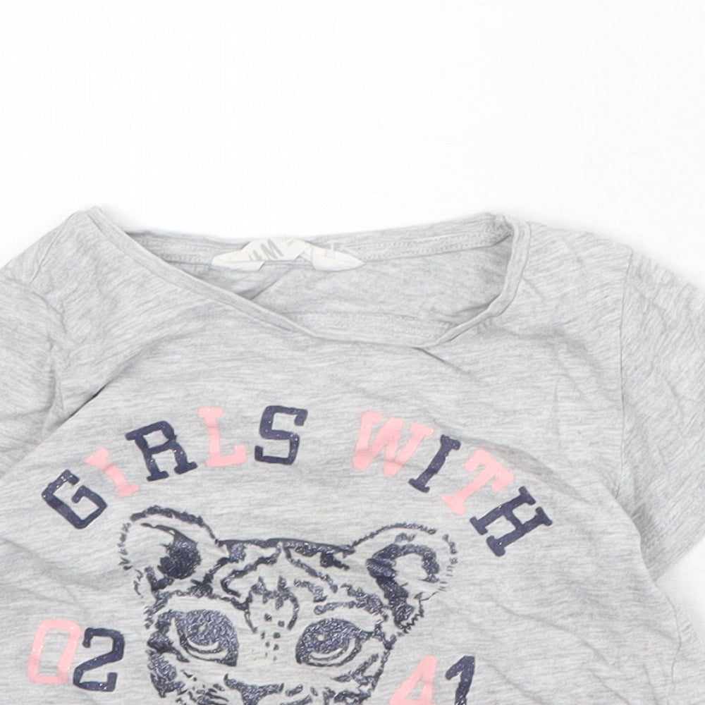 H&M Girls Grey Cotton Basic T-Shirt Size 4-5 Years Round Neck Pullover - Baby Tiger, Size 4-6
