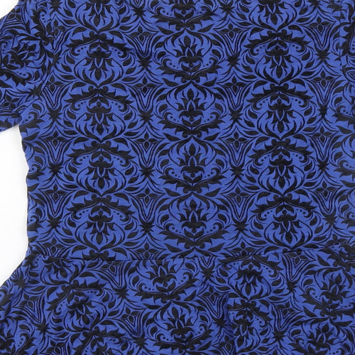 CMD Womens Blue Geometric Viscose Basic T-Shirt Size 10 Round Neck