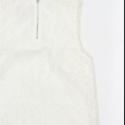 Moon River Womens White Polyester Basic Tank Size XS Round Neck