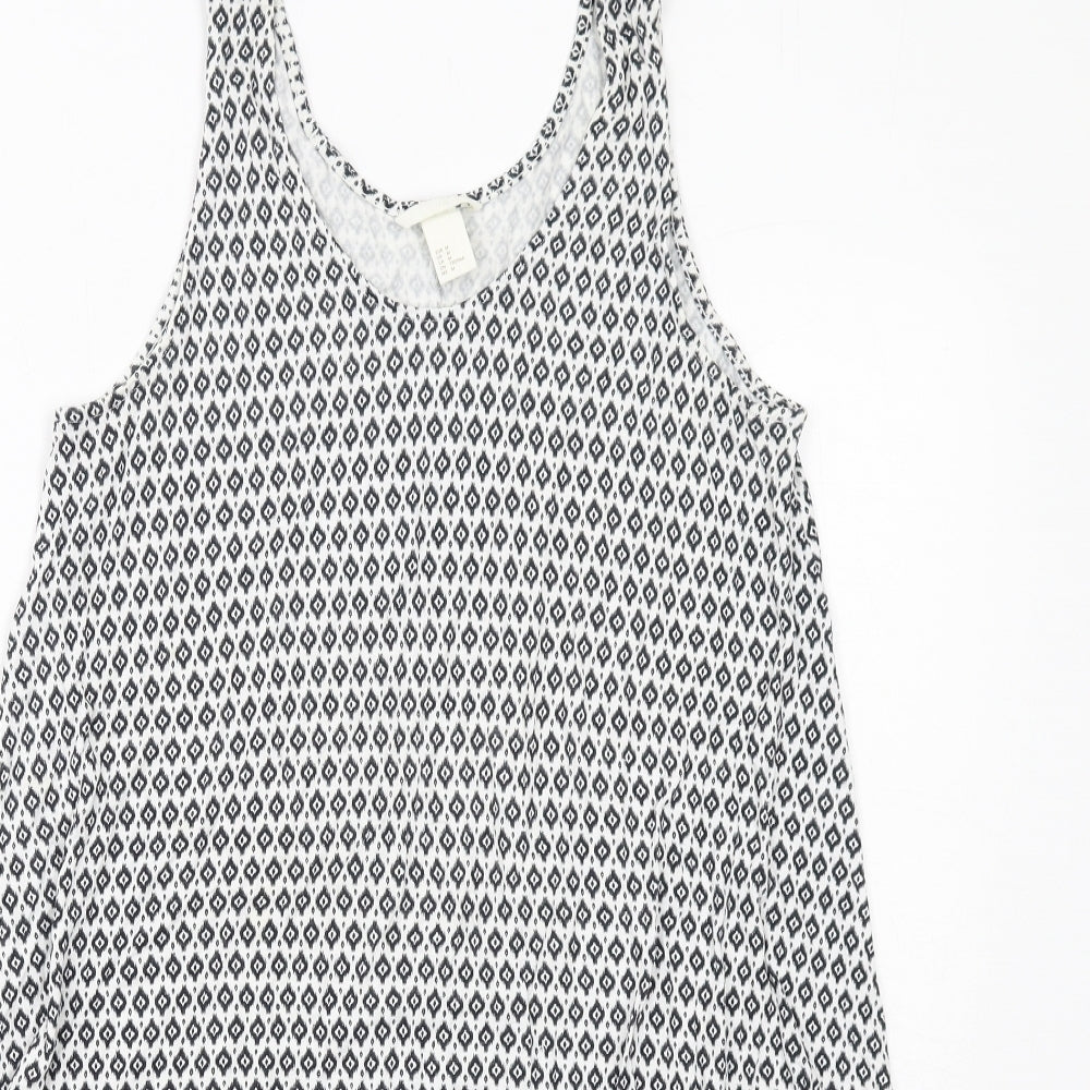 H&M Womens White Geometric Viscose Trapeze & Swing Size M Round Neck Pullover