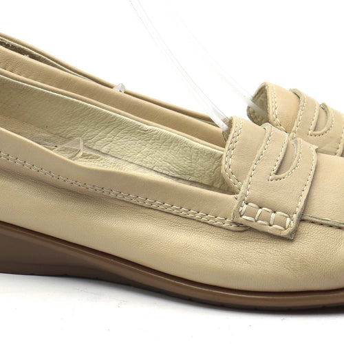 Medicus Womens UK Size 5.5 Beige Leather Shoes