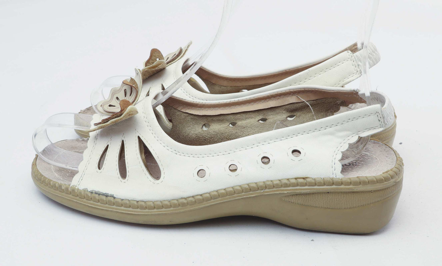 Cotton Traders Womens UK Size 5 White Butterfly Sandals